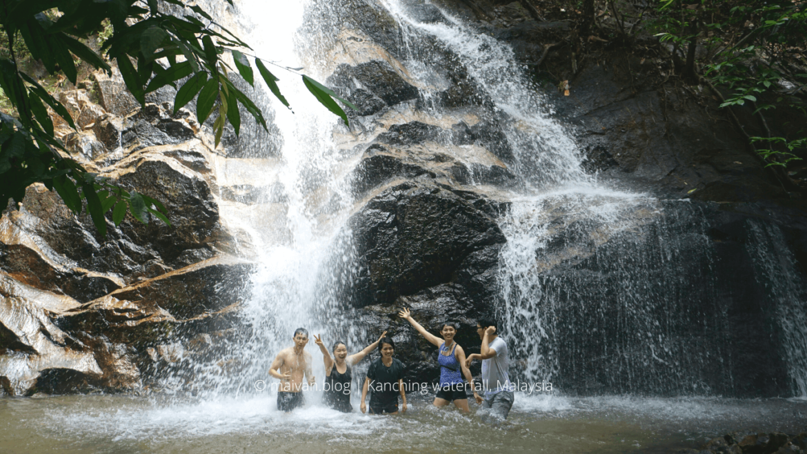 Waterfall kanching Kancing Waterfalls