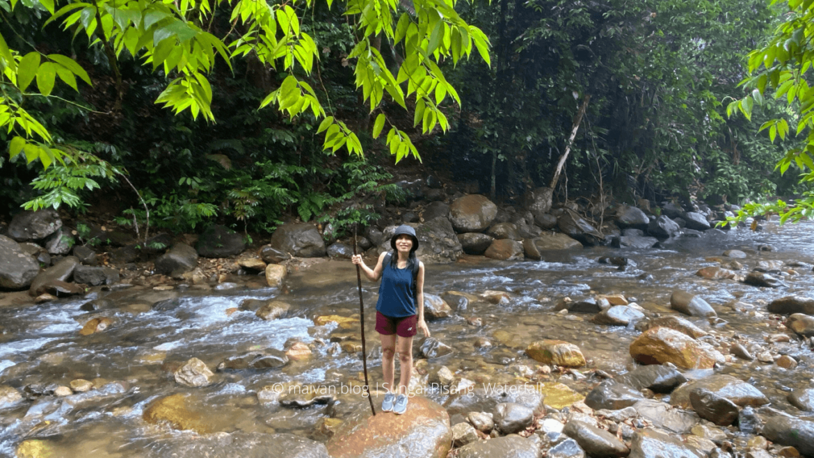 Trek pisang waterfall