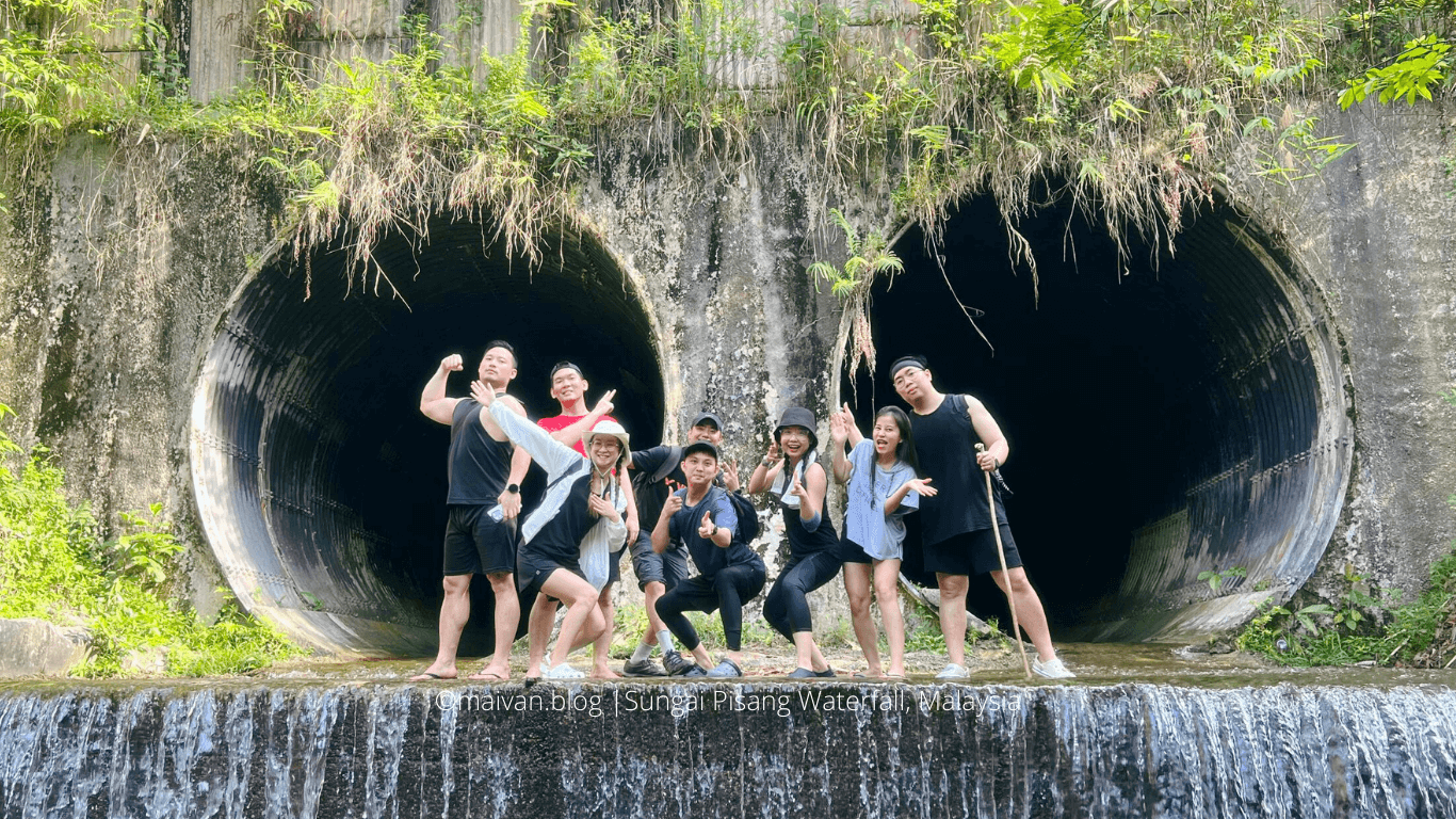 sungai pisang waterfall, Malaysia